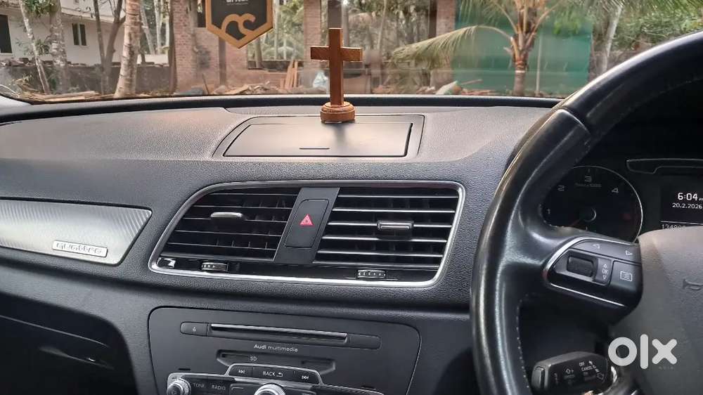 Audi Q3 2015 Diesel Well Maintained Company Service