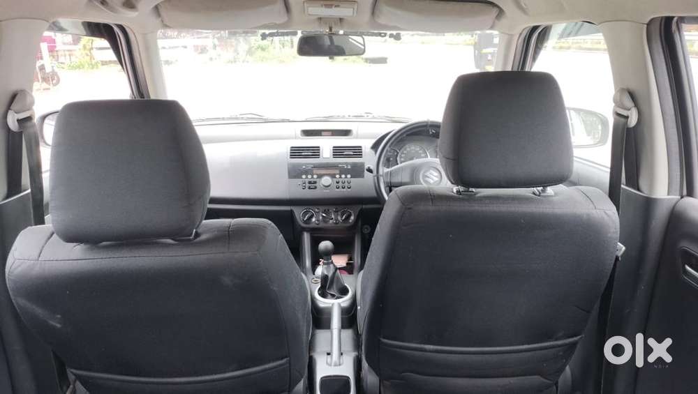 Maruti Suzuki Swift Petrol 2010