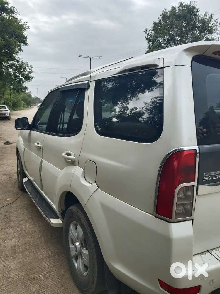Tata Safari Storme 2013 2nd Owner