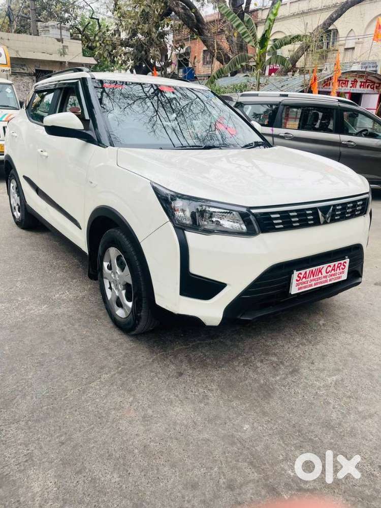 Mahindra Xuv300 W6, 2022, Petrol