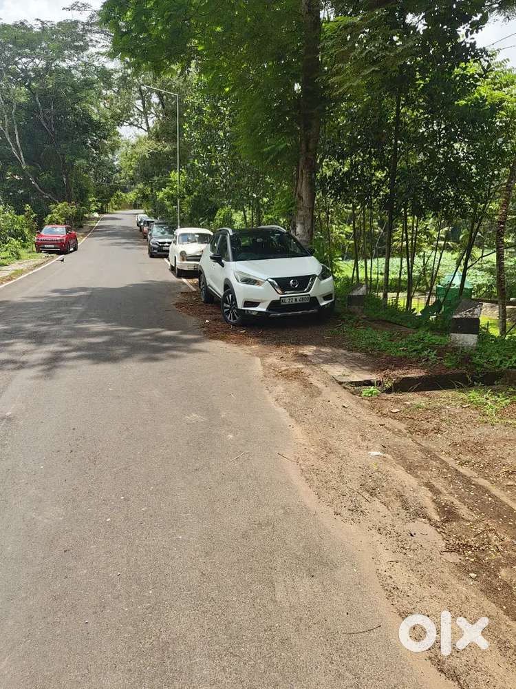 Well Maintained Nissan Kicks Diesel 2019