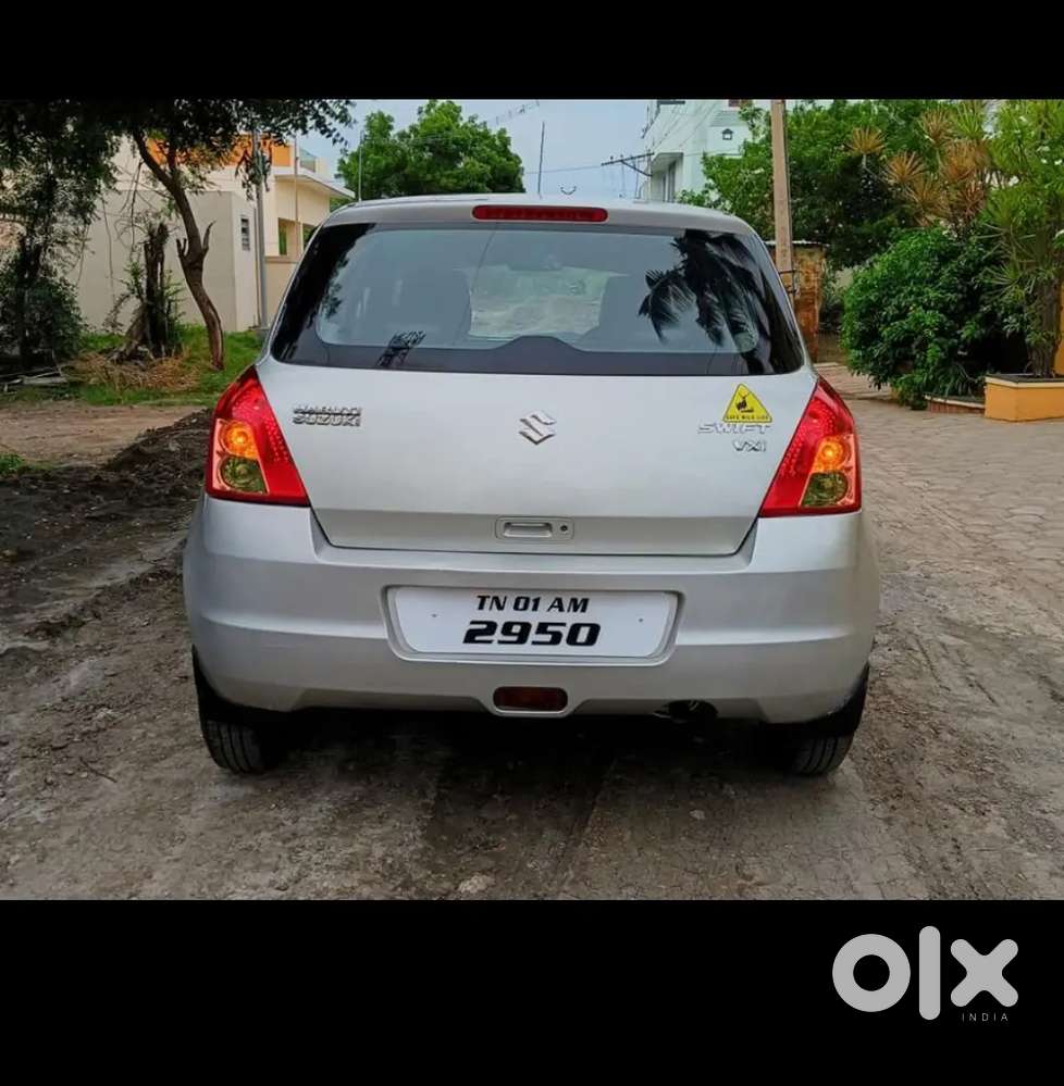 Maruti Suzuki Swift 2010 Petrol 87000 Km Driven