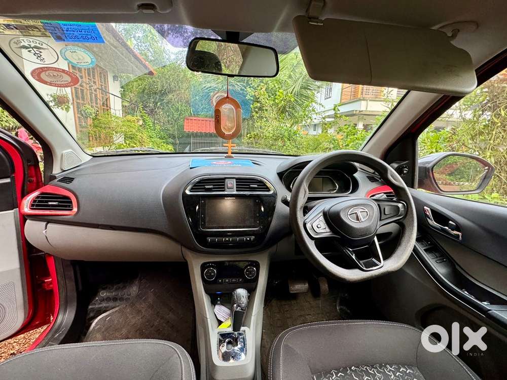 Tata Tiago Petrol 2020
