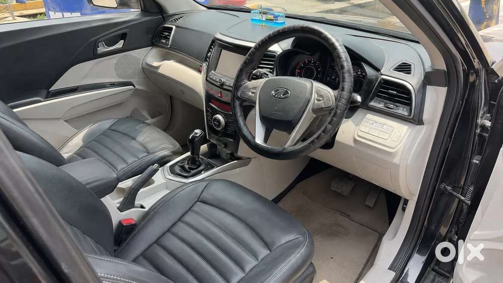 Mahindra Xuv300 W8, 2022, Petrol