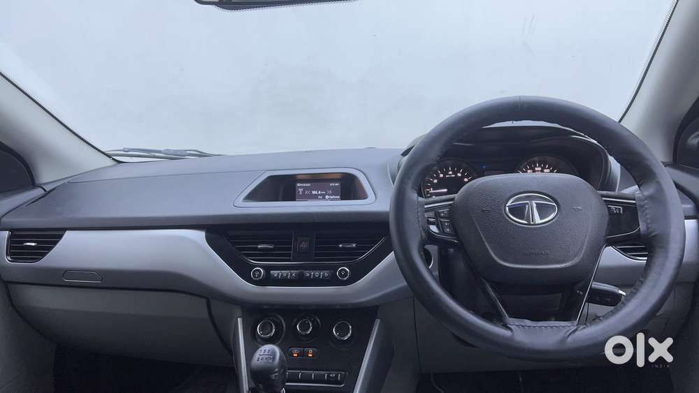Tata Nexon 1.5 Revotorq Xm, 2018, Diesel