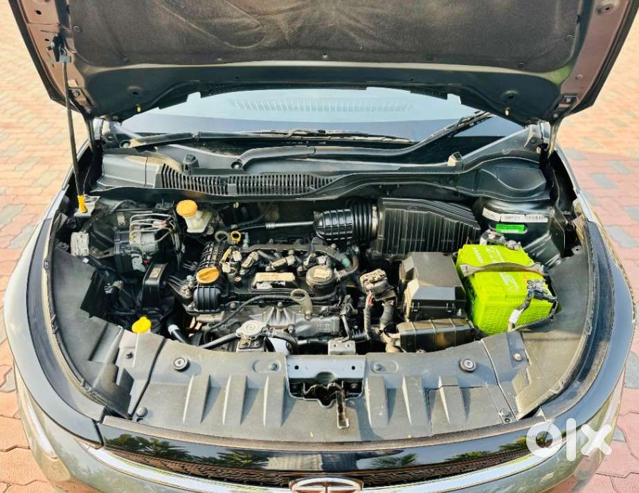 Tata Altroz 1.2 Xza Petrol Dct, 2022, Petrol