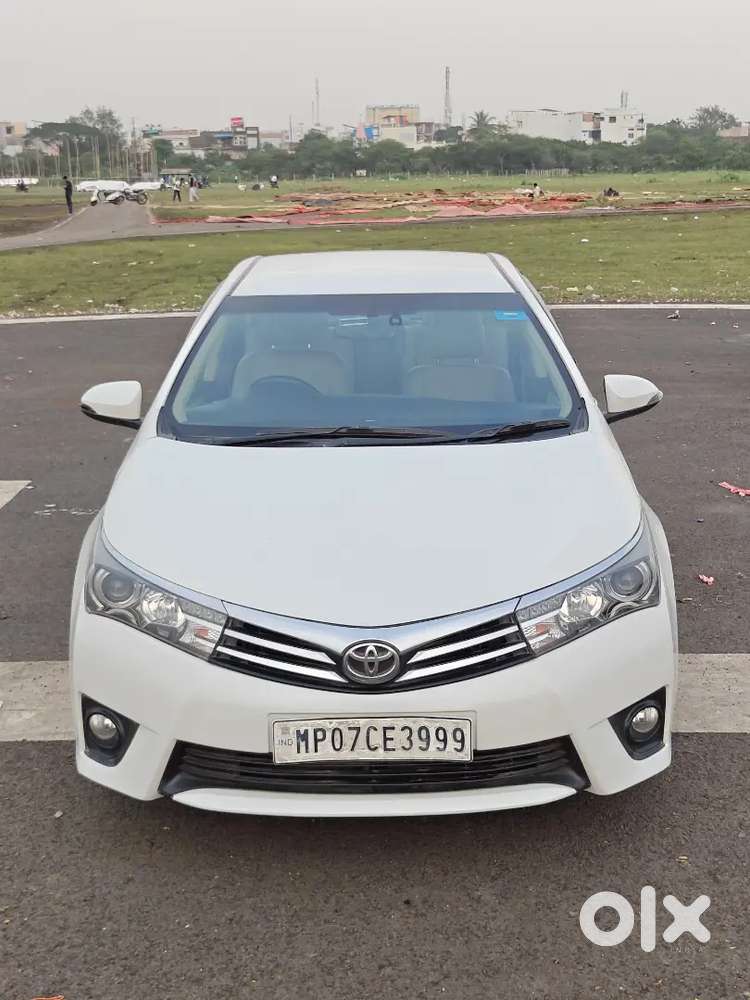 2016 Toyota Corolla Altis पेट्रोल ऑटोमैटिक