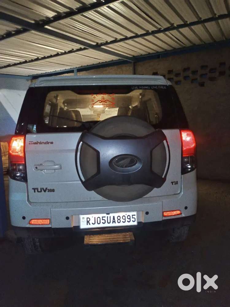 Mahindra Tuv 300 2019