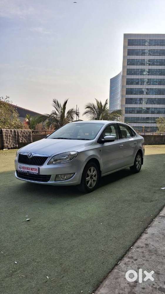 Skoda Rapid 1.6 Mpi Ambition, 2014, Petrol