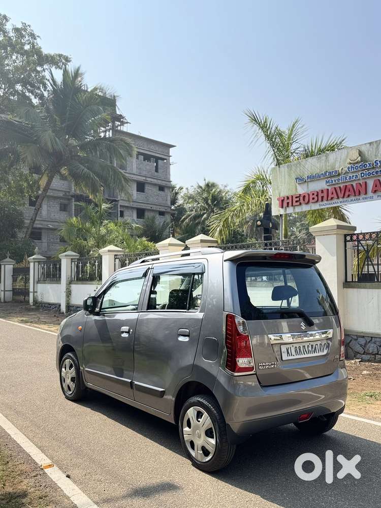 Maruti Suzuki Wagon R Vxi 1.0, 2016, Petrol