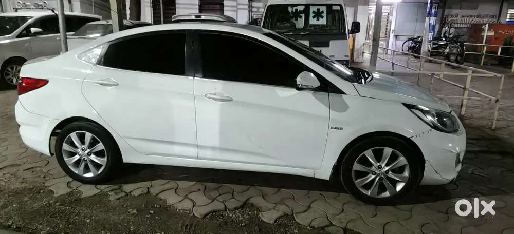 Hyundai Verna 2012 Diesel 140000 Km Driven