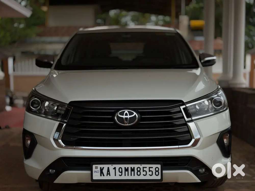 Innova Crysta 2022 Model Z Single Owner