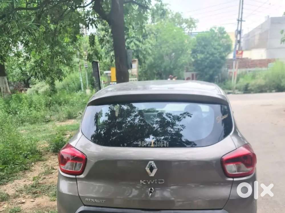 Kwid Brown Colour Sale