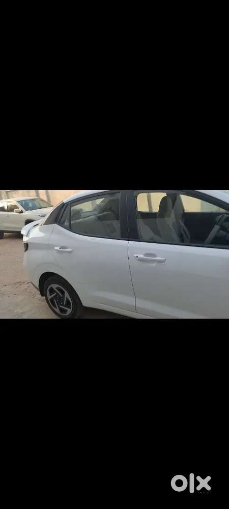 Hyundai Aura 2025 Cng & Hybrids 35000 Km Driven Urgent Sale