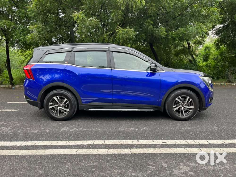 Mahindra Xuv700 2.0 Ax 5 Petrol At Str, 2023, Petrol