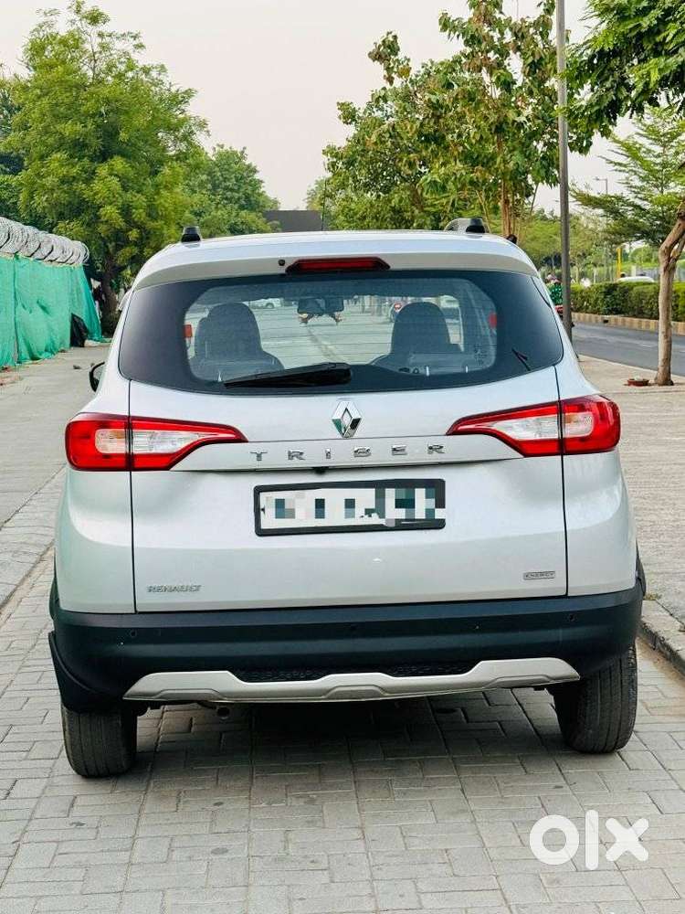 Renault Triber Rxz, 2021, Petrol