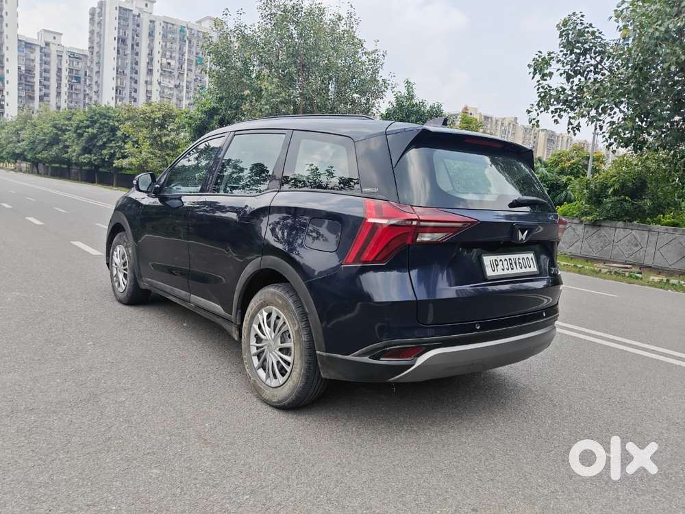 Mahindra Xuv700 2.0 Ax 3 Petrol At 5 Str, 2022, Petrol
