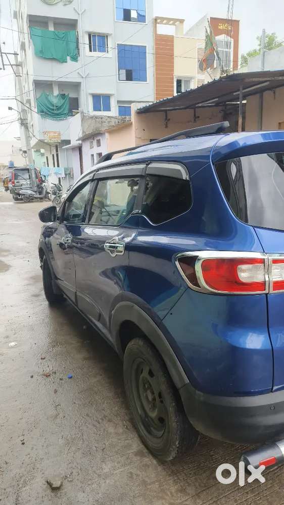 Renult Triber Car