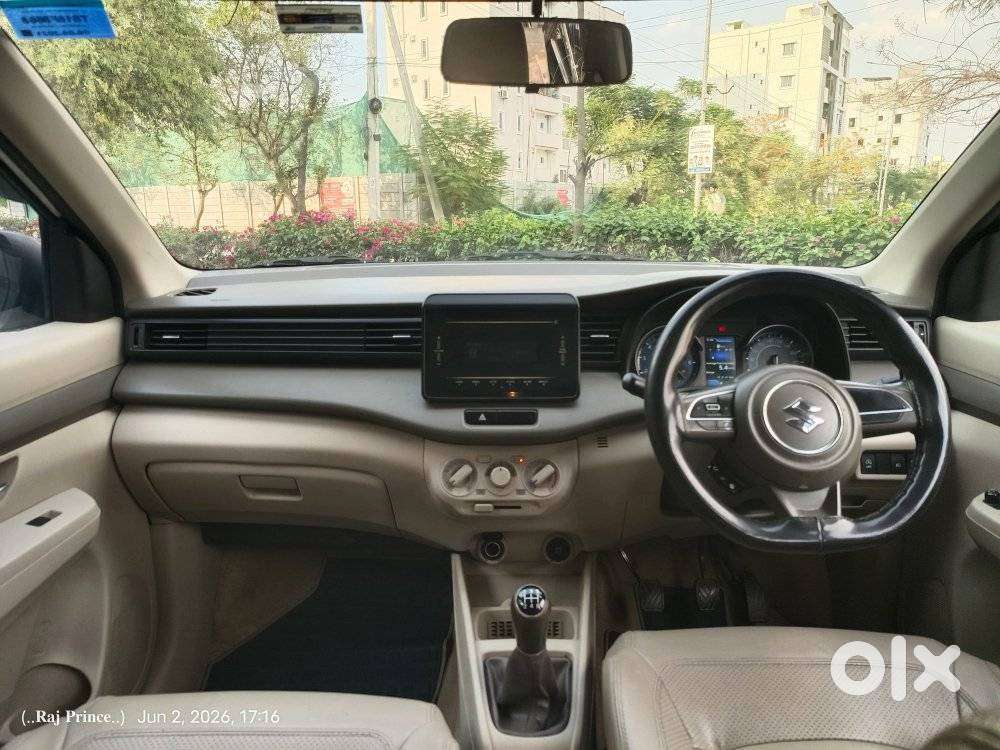 Maruti Suzuki Ertiga 1.5 Vxi, 2021, Petrol