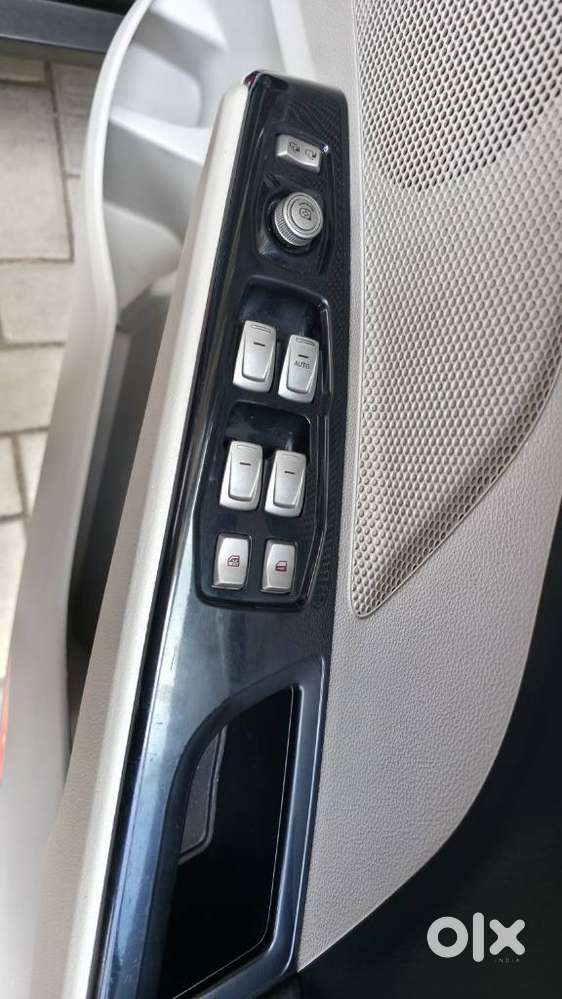 Mahindra Xuv300 W8 Option Diesel, 2020, Diesel