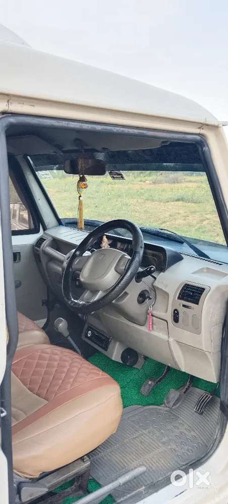 Mahindra Bolero Neo 2016