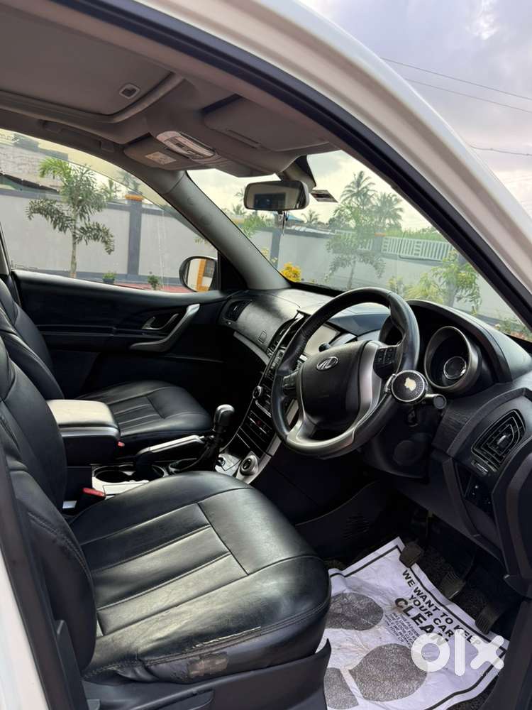 Mahindra Xuv 500 W9