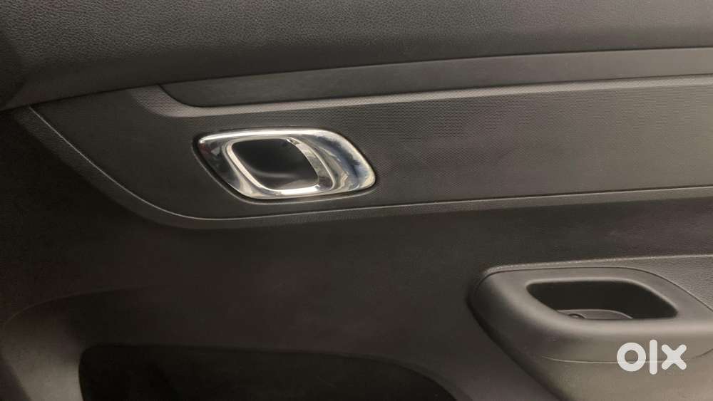 Renault Kwid 1.0 Rxt Amt Opt, 2018, Petrol