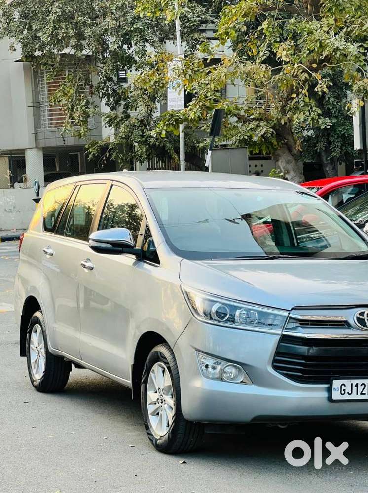 Toyota Innova Crysta 2.4 V 7 Str, 2016, Diesel