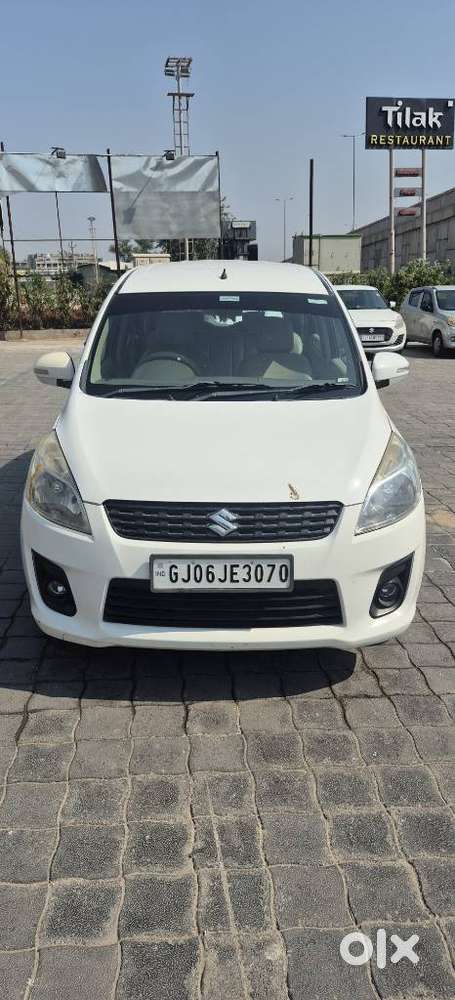 Maruti Suzuki Ertiga Vxi Abs Bs Iv, 2015, Petrol