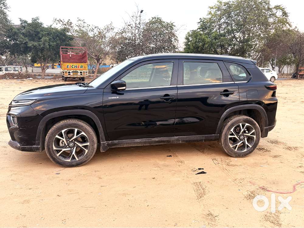 Toyota Hyryder G Hybrid 2023  Automatic  Single Owner