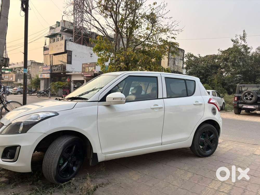 Maruti Suzuki Swift 2016