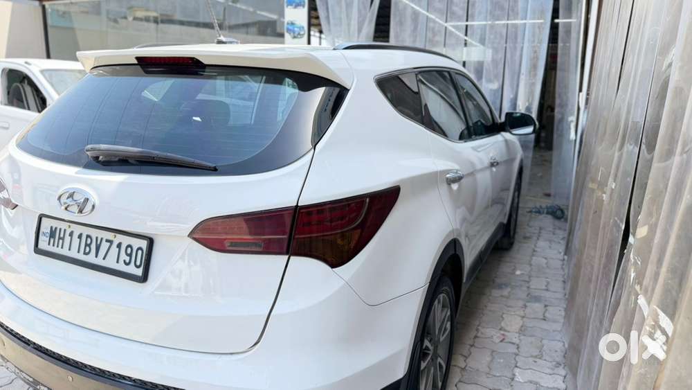 Hyundai Santa Fe Diesel 140000 Km Driven