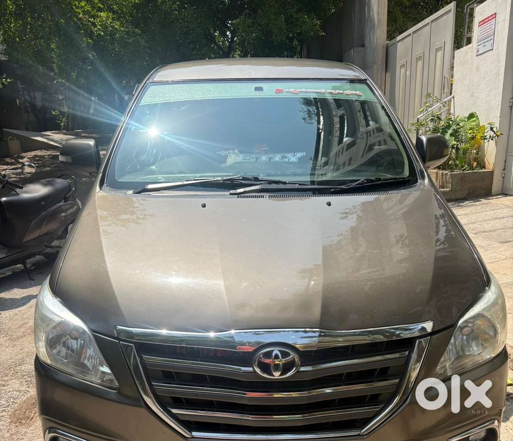 Toyota Innova 2015 Diesel Well Maintained
