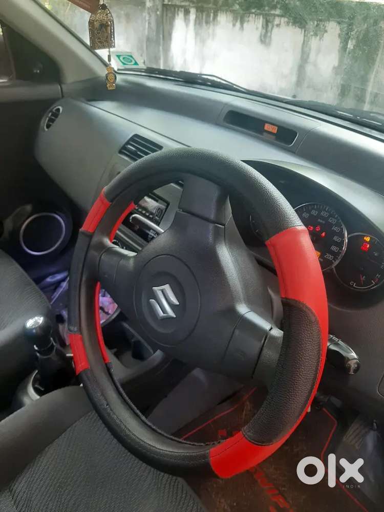 Maruti Suzuki Swift Vx 2011
