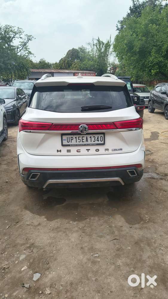 Mg Hector Plus Sharp Pro Blackstorm 1.5 Turbo Petrol Cvt 7 Str, 2023..