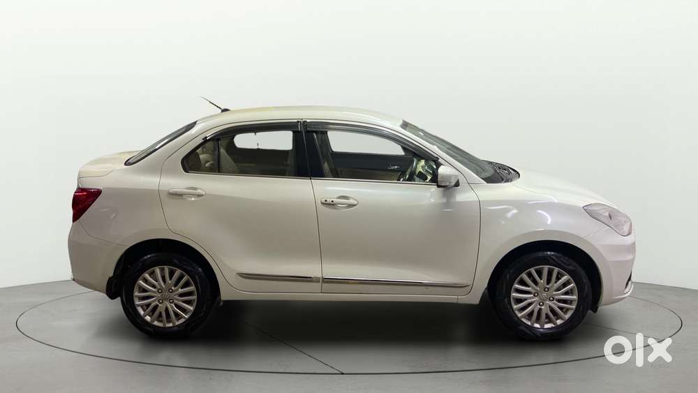 Maruti Suzuki Swift Dzire Amt Zxi, 2022, Petrol