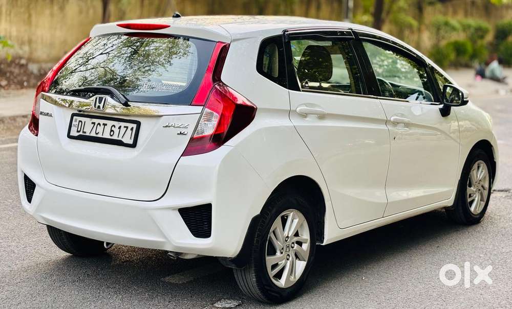 Honda Jazz V Mt Privilege, 2015, Petrol
