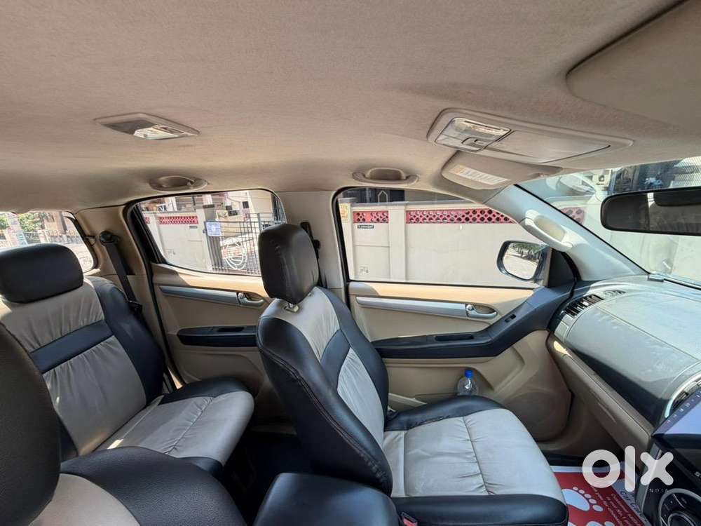 Isuzu V-cross 2016 Diesel Well Maintained