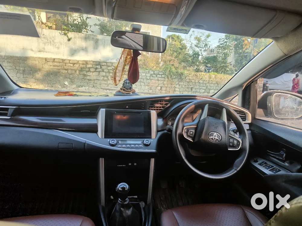 Toyota Innova Crysta 2017