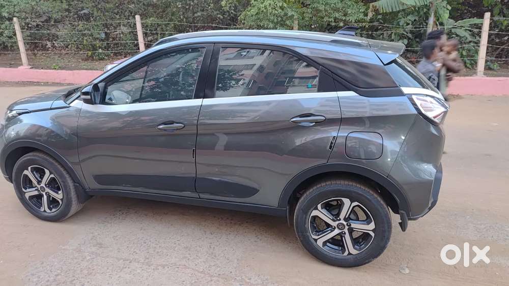 Tata Nexon 1.2 Revotron Xza Plus Hs, 2022, Petrol