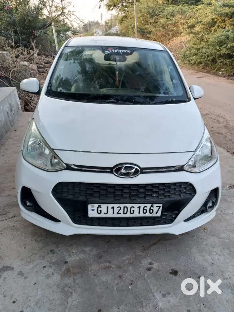 Hyundai Grand I10 Sportz 2017 Cng Petrol