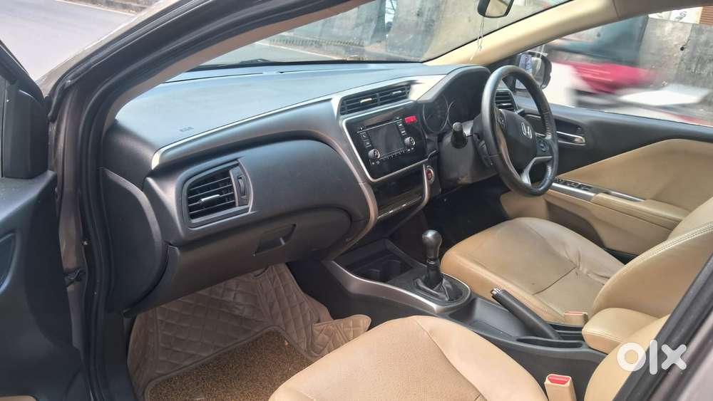 Honda City V Mt Sunroof, 2014, Diesel