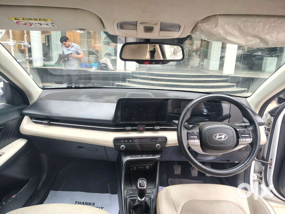 Hyundai Verna 1.5 Mpi Mt Sx (o), 2023, Petrol