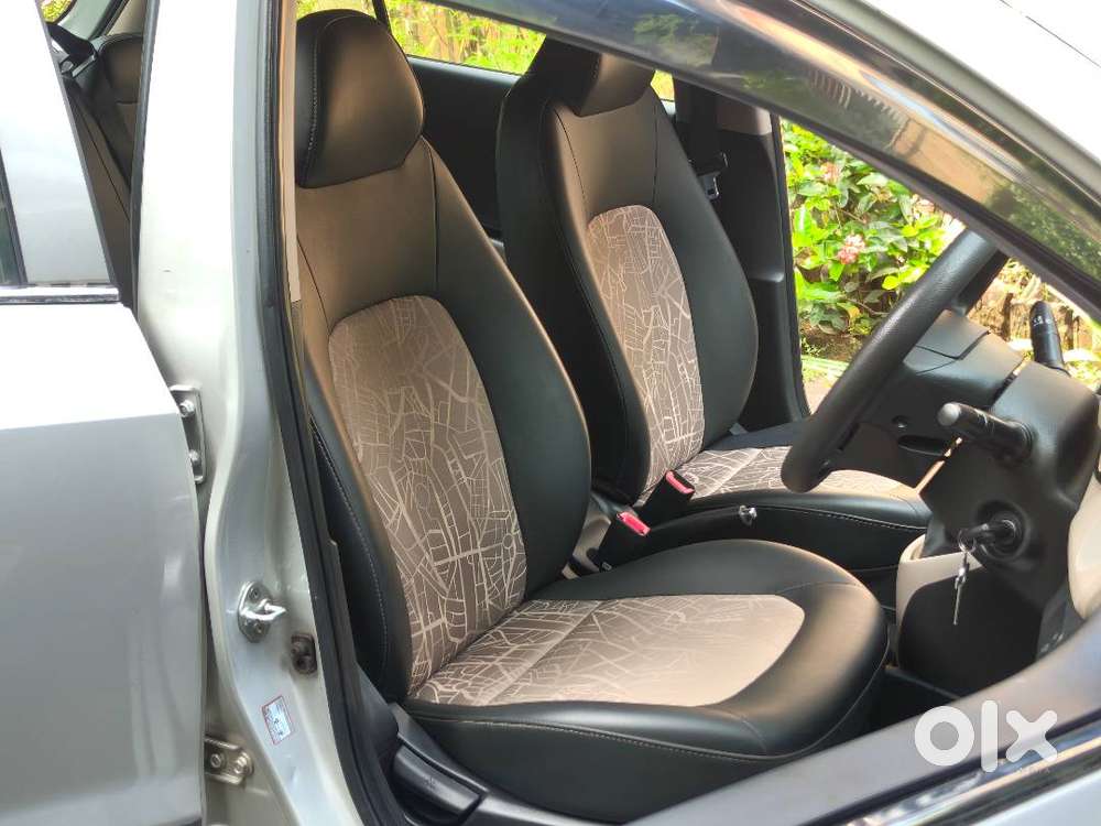 2017 Hyundai Grand I10 Sportz | Only 25,000 Km | Full Company Service