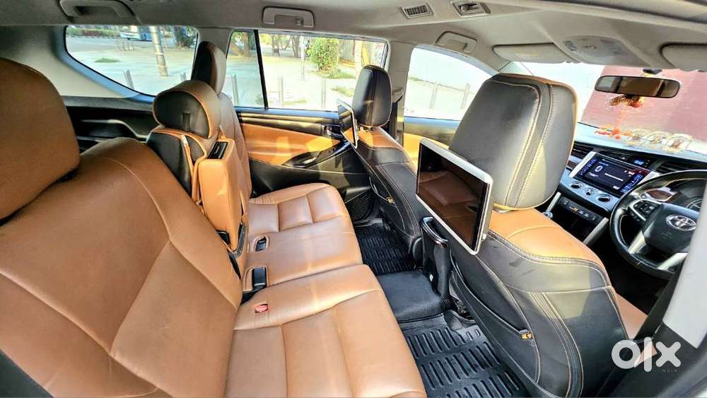 Toyota Innova Crysta 2.4 G Mt 8s, 2020, Diesel