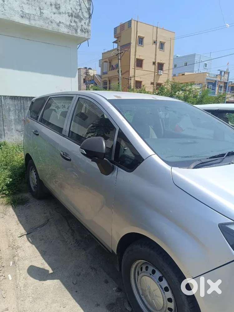 Mahindra Marazzo 2023 Diesel Manual