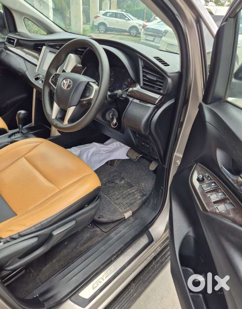 Toyota Innova Crysta 2.7 Gx At, 2019, Diesel