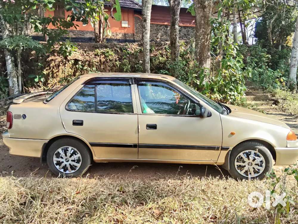 Maruti Suzuki Esteem 2000 Petrol 105000 Km Driven