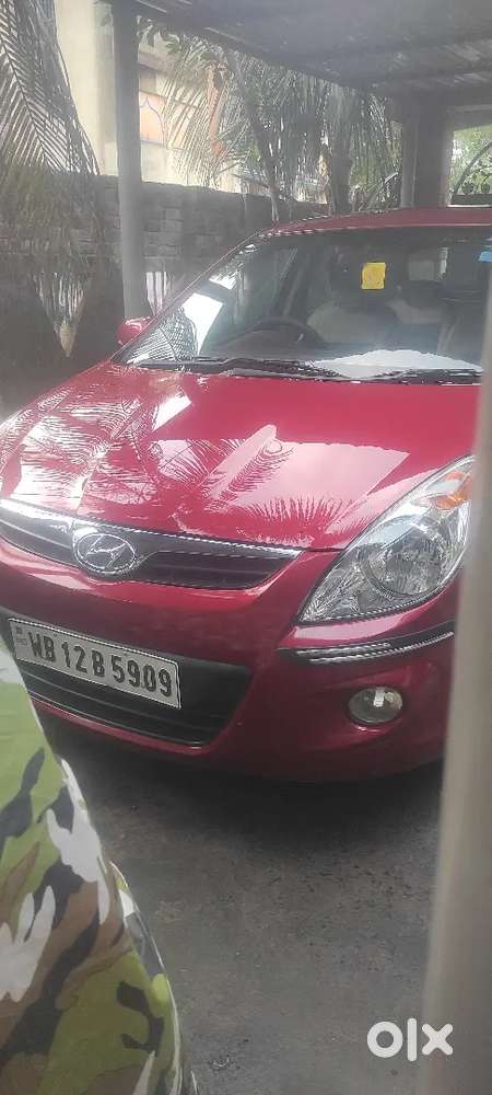 Hyundai I20 Petrol Asta 2010 Car Top Model,