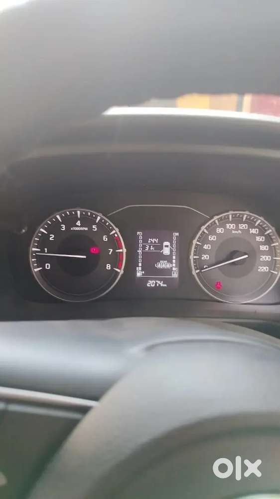 Maruti Breeza Vxi